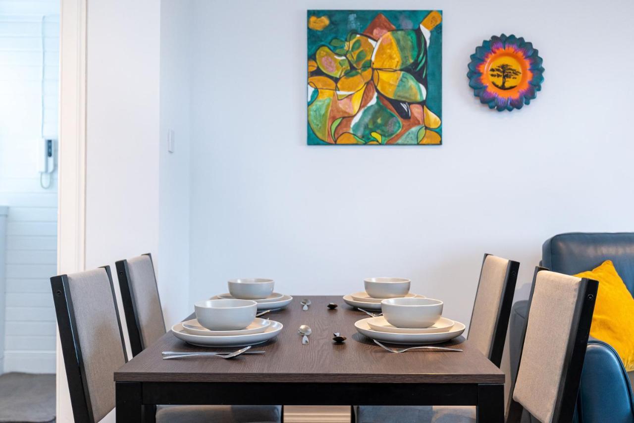 Lovely 3-Bedroom Flat With Free Parking Bridge of Allan Esterno foto